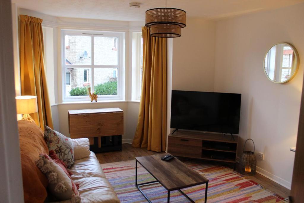 Cheery Craigie Ground Floor Apartment เพิร์ท ภายนอก รูปภาพ